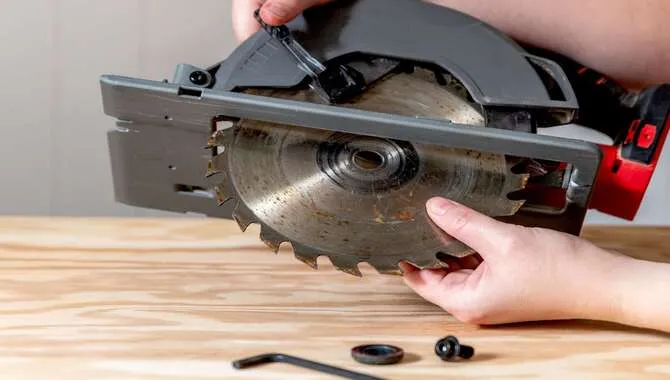 How To Clean Saw Blades With Water