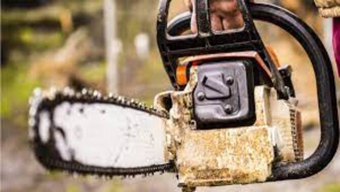 Run Your Chainsaw At An Idle Or Slow Speed