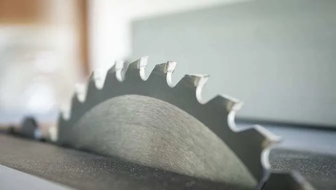The Best 6 Ways How To Clean Saw Blades