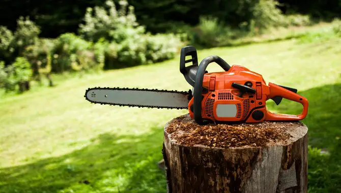 The Chainsaw Vibrates While Cutting