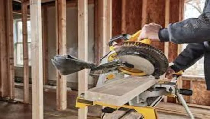 How Do You Properly Set Up A Miter Saw To Cut A 135 Degree Angle