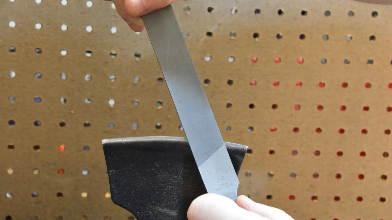 How To Use A Bastard File To Sharpen An Axe Properly