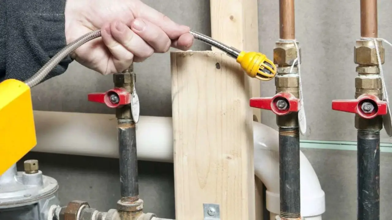 Regularly Check For Leaks And Damage To The Gas Line