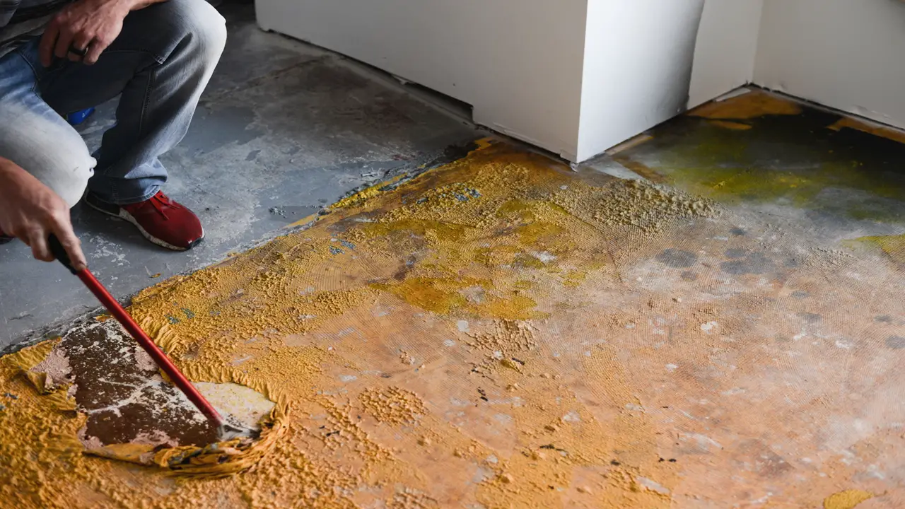 4 Easy Ways On How To Remove Paint From Concrete Floor