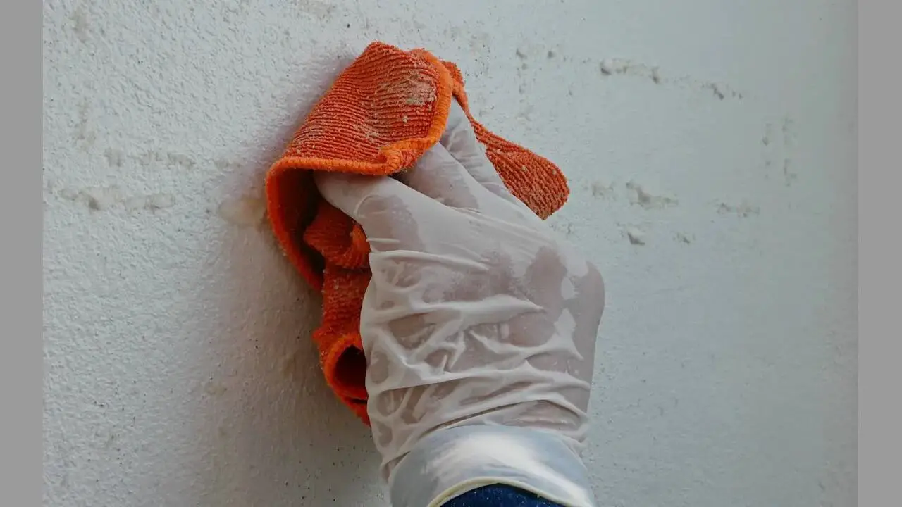 Why Use Muriatic Acid For Cleaning Concrete